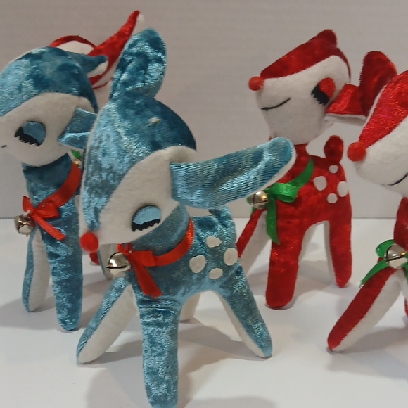 Vintage Style Velvet Reindeer Figurines - Picture 3 of 5